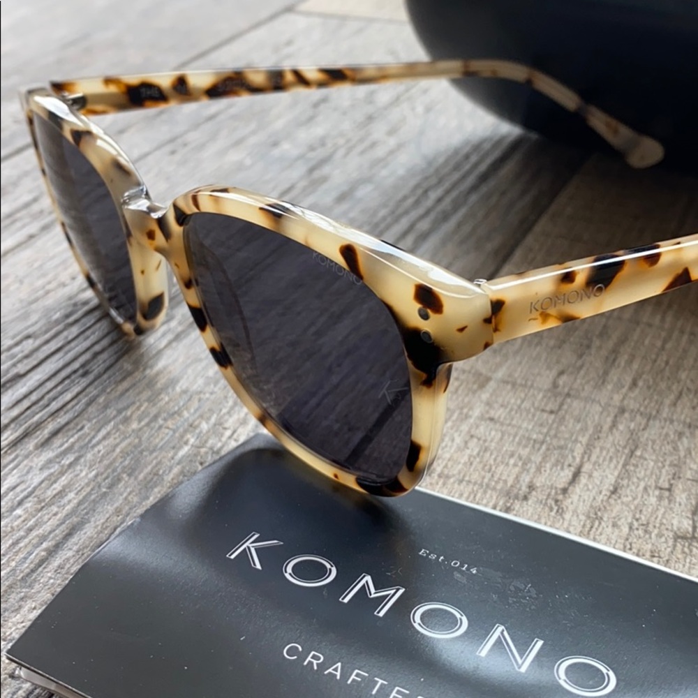 Komono Shades 🌴